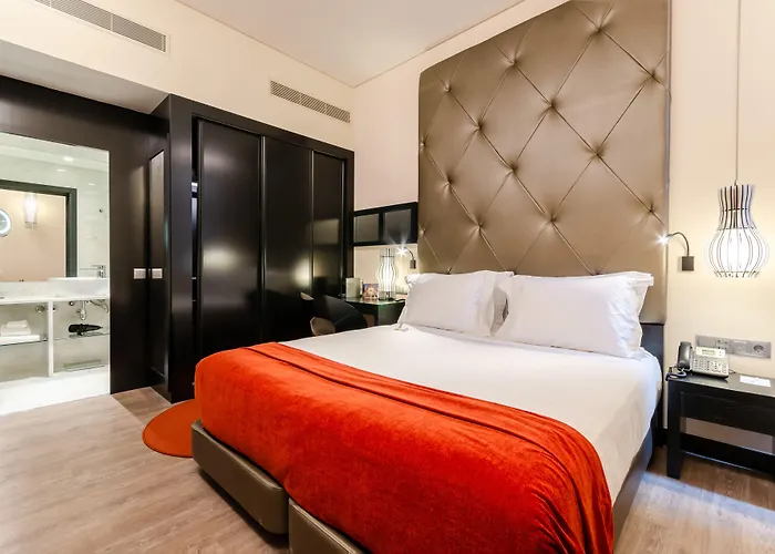 Santa Justa Hotell 4*