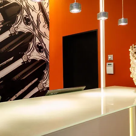 Hotel Santa Justa 4*