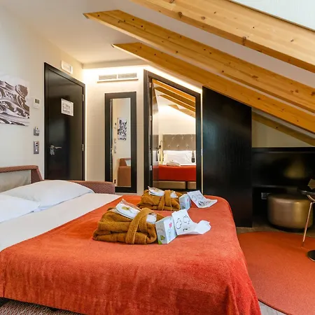 Santa Justa Hotel 4*